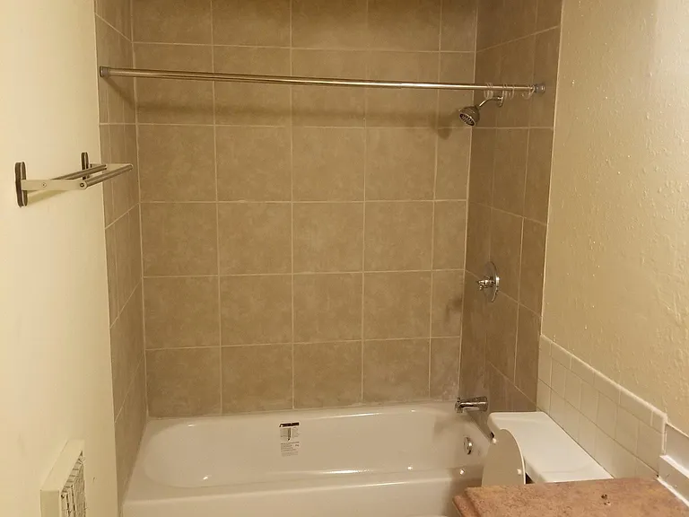 4615 Yorkshire Dr #1 — Photo 2
