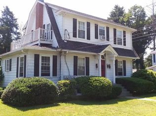 41 W Main St, Millbury, MA 01527