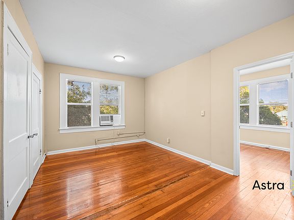 4th image of 304 N Westland Ave #1