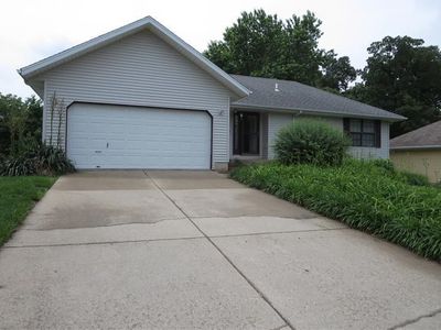 5771 S Stonegate Ave, Springfield, MO, 65810