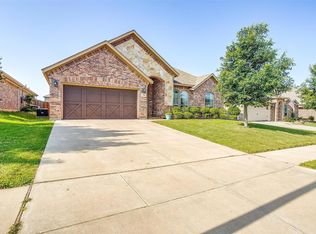 770 Peach Ln, Burleson, TX 76028