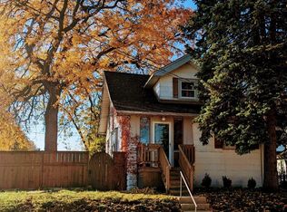 6921 W Rogers St, West Allis, WI 53219