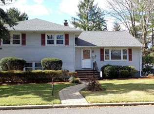 49 Lexington Ave, Emerson, NJ 07630
