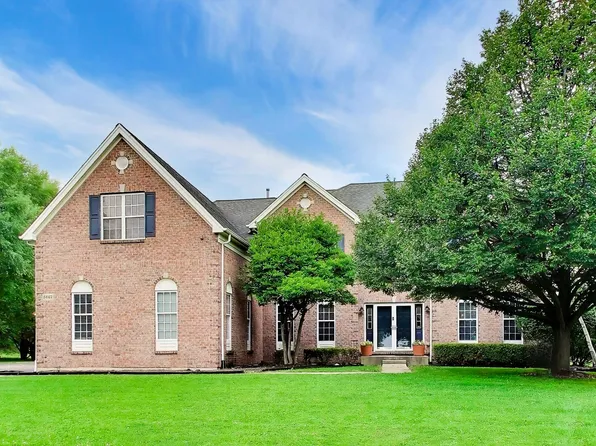 5667 Notting Hill Rd, Gurnee, IL 60031