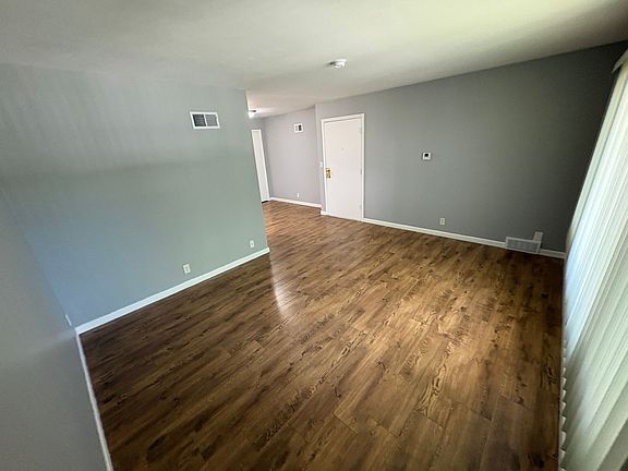 5th image of 1336 D St #7