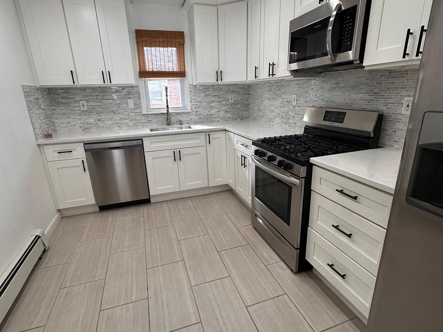 311 Kennedy Dr — Photo 3