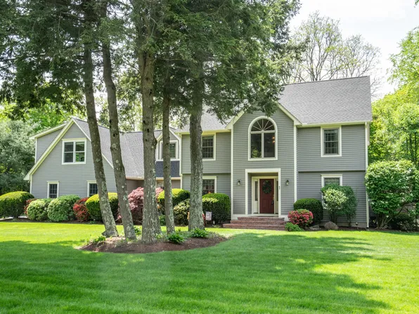 1 Nilas Way, Simsbury, CT 06070