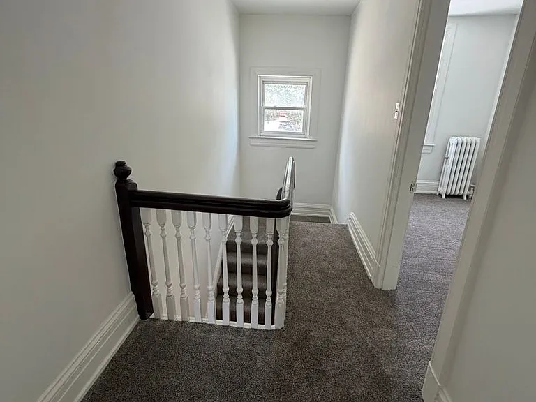 110 S Beaver St — Photo 32