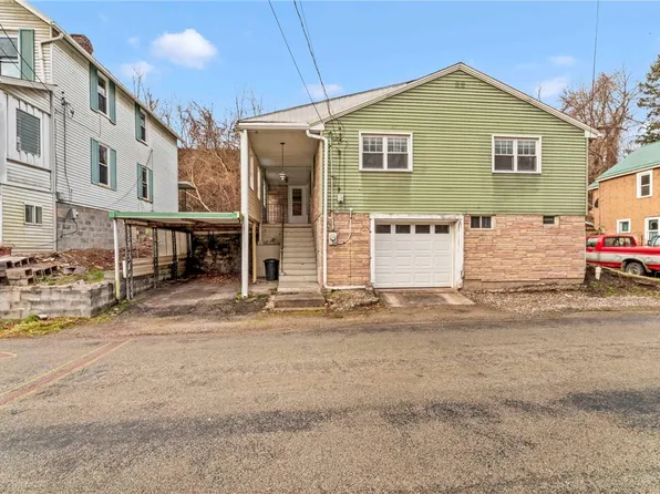 336 Pike Run Dr, Daisytown, PA 15427