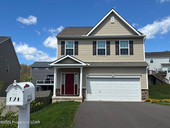 2nd image of 726 Quarry Rd