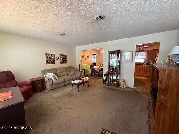 4th image of 16 Sutherland Court