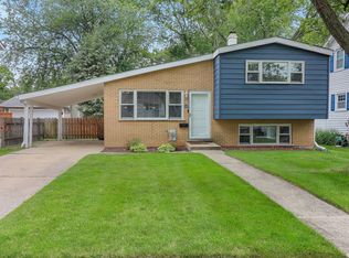 340 N Garfield St, Lombard, IL