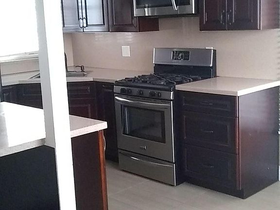 2nd image of 1528 Alum Rock Ave APT H