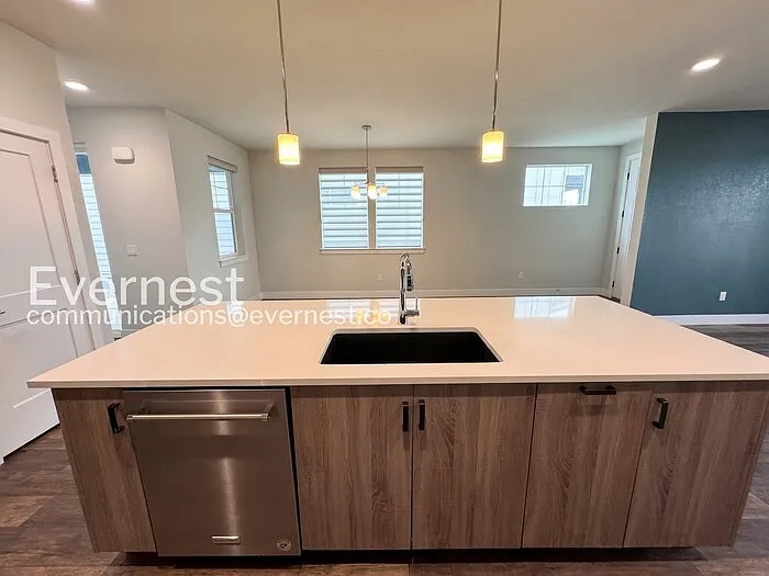 21343 E 59th Pl — Photo 5