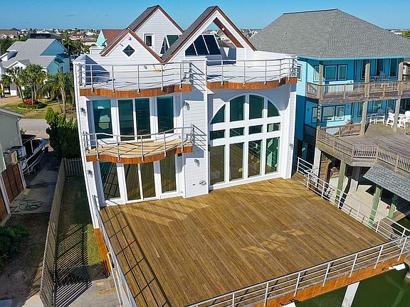 4th image of 128 Quayside Dr