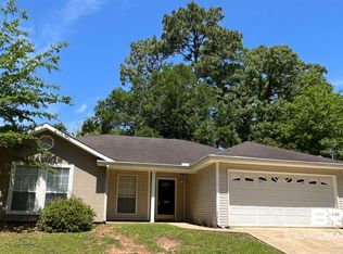 104 Perry Cir, Daphne, AL 36526