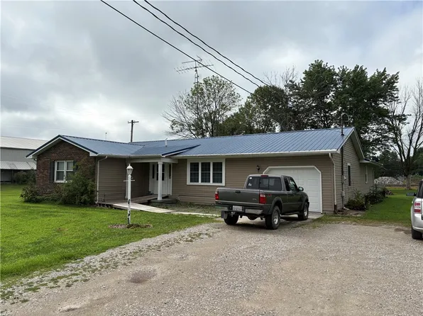 1604 W Jourdan St, Newton, IL 62448