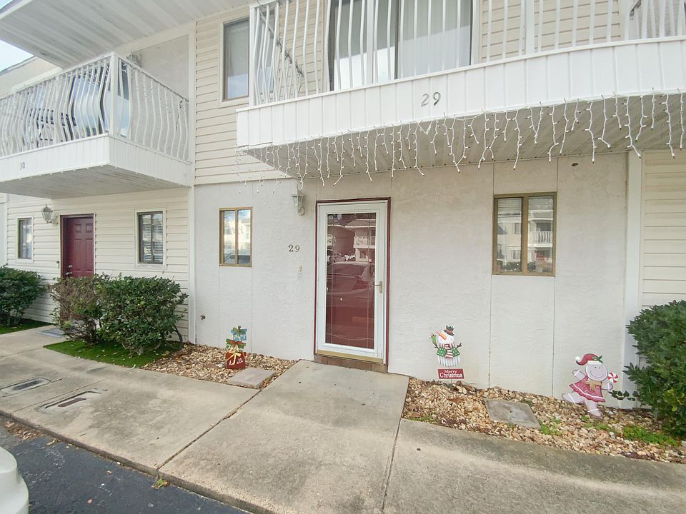 1st image of 734 Legion Dr APT 29