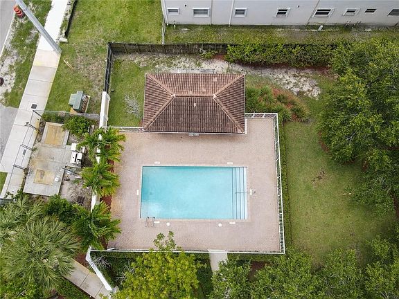 2nd image of 5367 SW 40th Avenue #5367