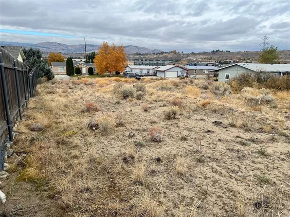 18 Bentham Road, Omak, WA 98841