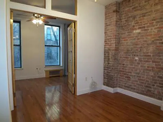 Rented by Centric New York | media 11