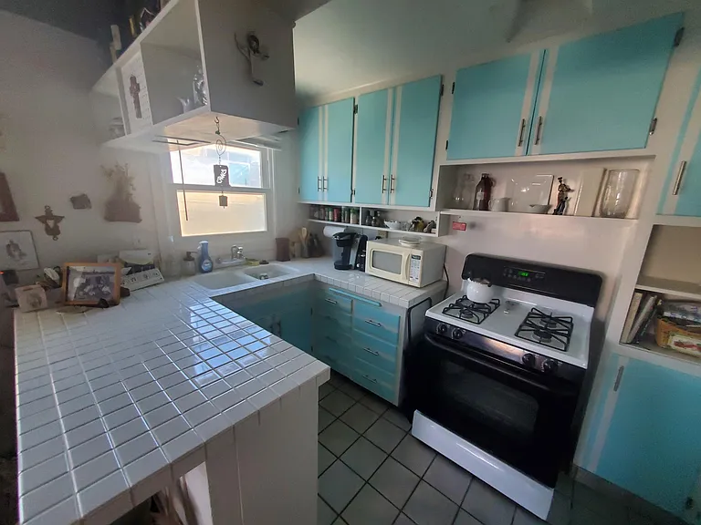 823 Coronado Ct — Photo 13