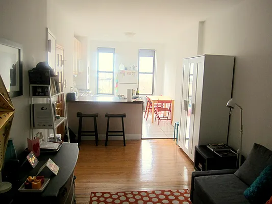 Rented by Tosh Marks Property Group | media 6