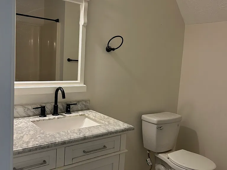 125 Sampson Ct — Photo 5