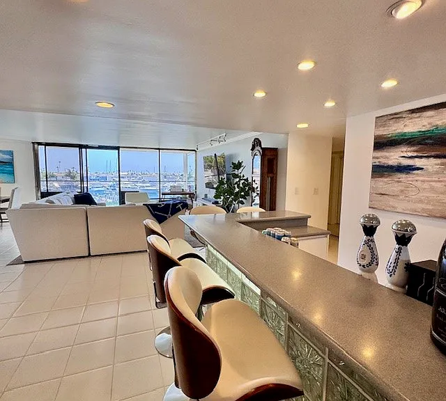 601 Lido Park Dr #2E — Photo 9