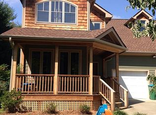 127 Knob Hill Rd, Asheville, NC 28806