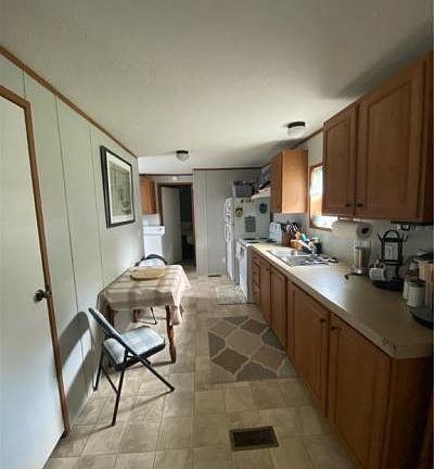 5th image of 14740 Oak Grove Dr