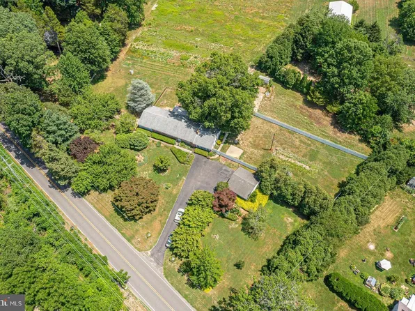 526 Marlboro Rd, Bridgeton, NJ 08302