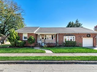 29-14 Raphael St, Fair Lawn Boro, NJ 07410