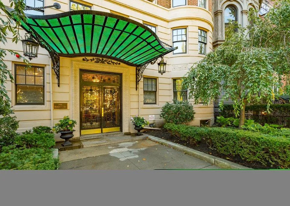 12 Commonwealth Ave #203