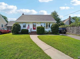 98 N Prospect Ave, Bergenfield, NJ 07621