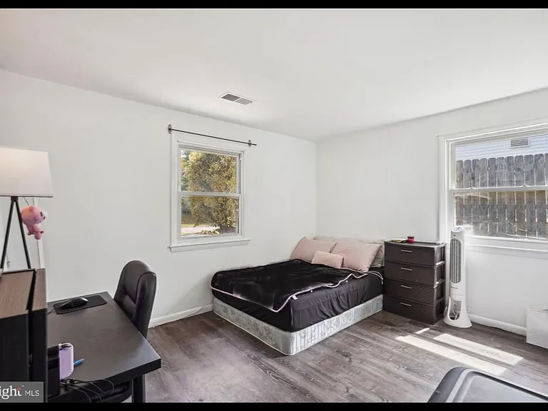 13516 Carmel Ln — Photo 6