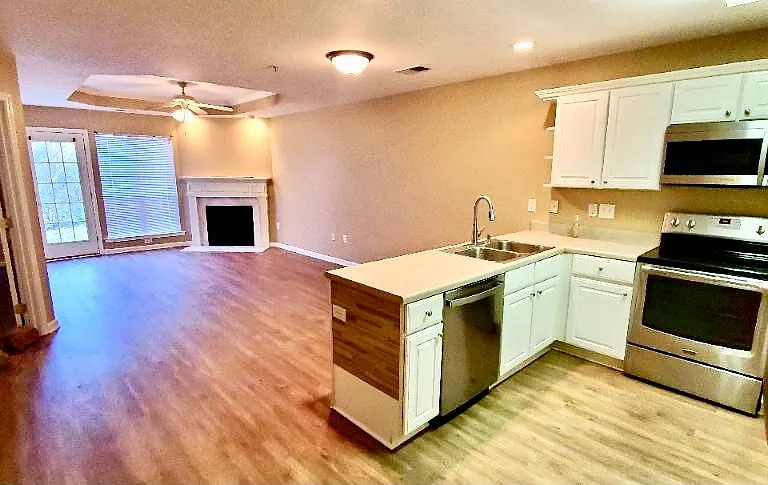 105 Sugar Hill Ln — Photo 9