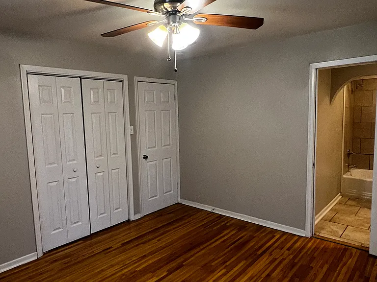 4016 Maple St — Photo 22