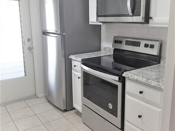 4th image of 4516 Orange Grove Blvd