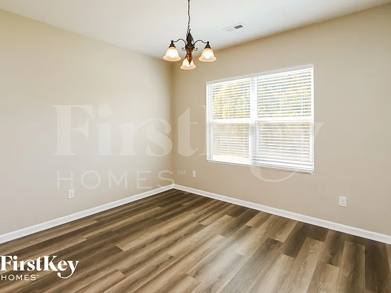 11608 Lusterleaf Holly Rd — Photo 6