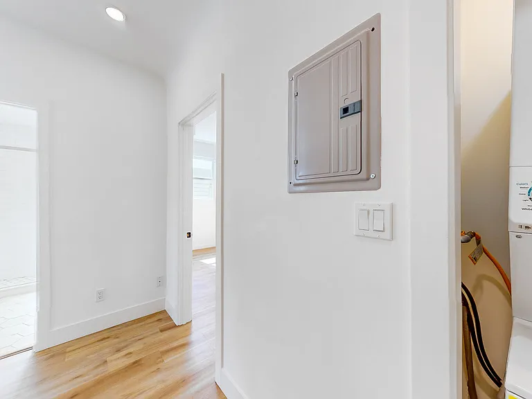 3101 Gough St #206 — Photo 14