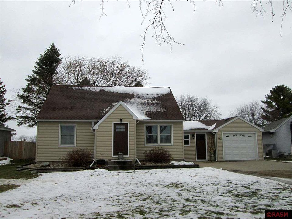 1st image of 415 Tiell Dr