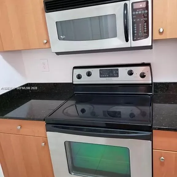 2890 N Oakland Forest Dr #111 — Photo 5