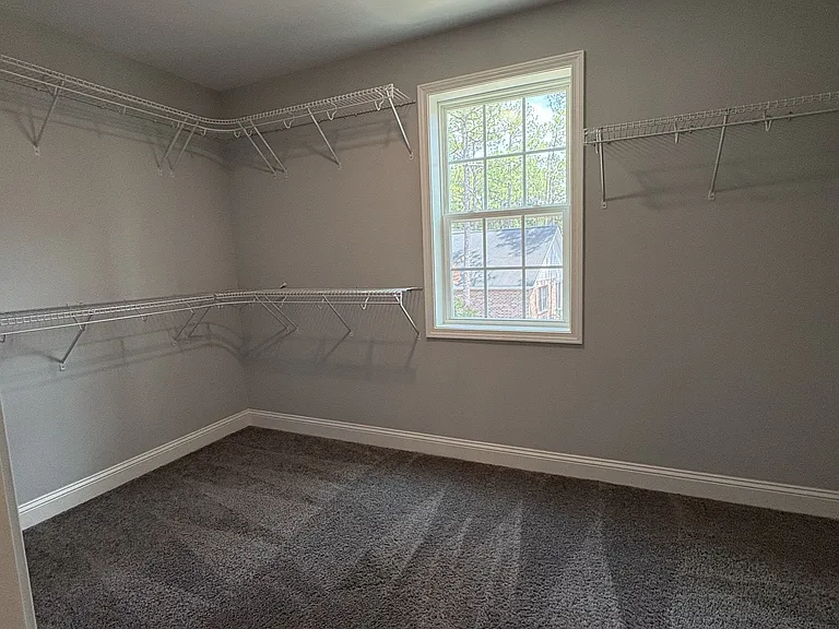 501 Gabriel Ln — Photo 8