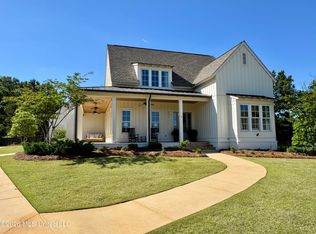 404 Herons Ct, Ridgeland, MS 39157
