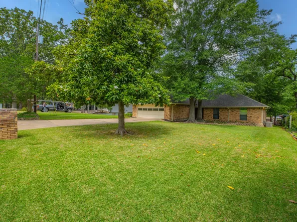 27 Sundown Trl, Malakoff, TX 75148