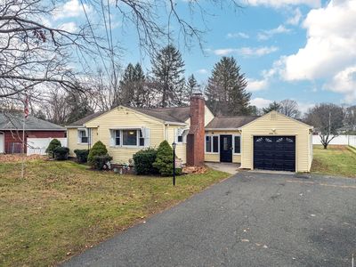 31 Stone Path Ln, West Springfield, MA, 01089