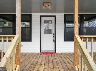 1370 Coster Rd, Lusby, MD 20657