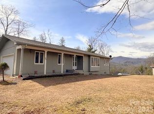 35 Azalea Dr, Spruce Pine, NC 28777