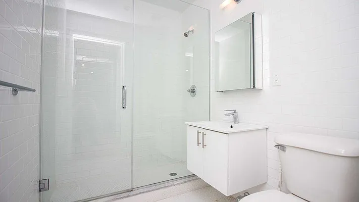 Rented by Nooklyn NYC LLC | media 11